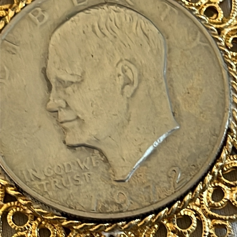 Vintage authentic Eisenhower 1972 Liberty silver dollar pendant gold rope chain - Picture 6 of 6